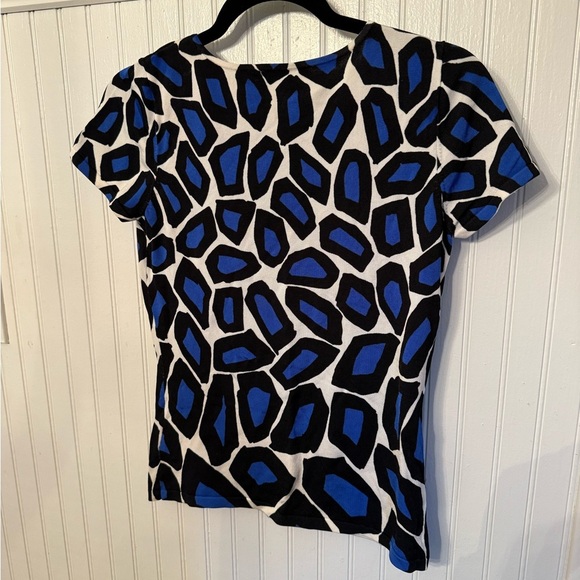 Carlisle Geometric Black and Blue Small Top - Picture 5 of 5
